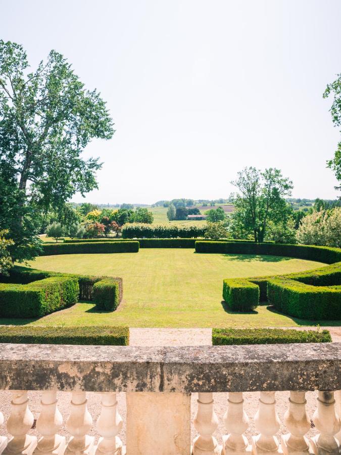 Chateau De Lussac Lussac  Bagian luar foto