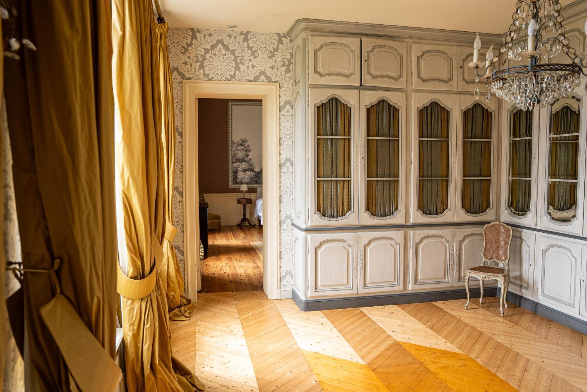 Chateau De Lussac Lussac  Ruang foto