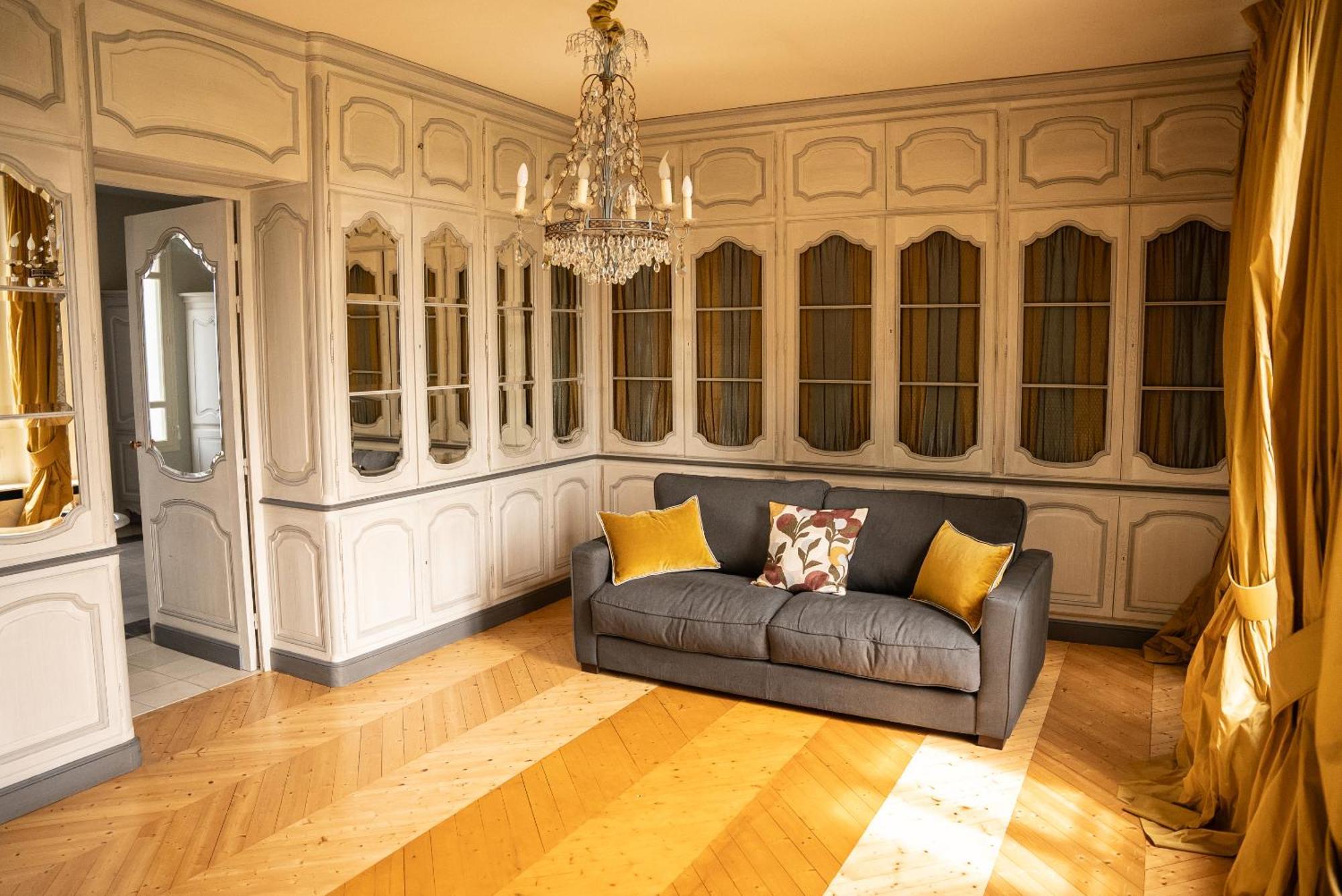 Chateau De Lussac Lussac  Ruang foto